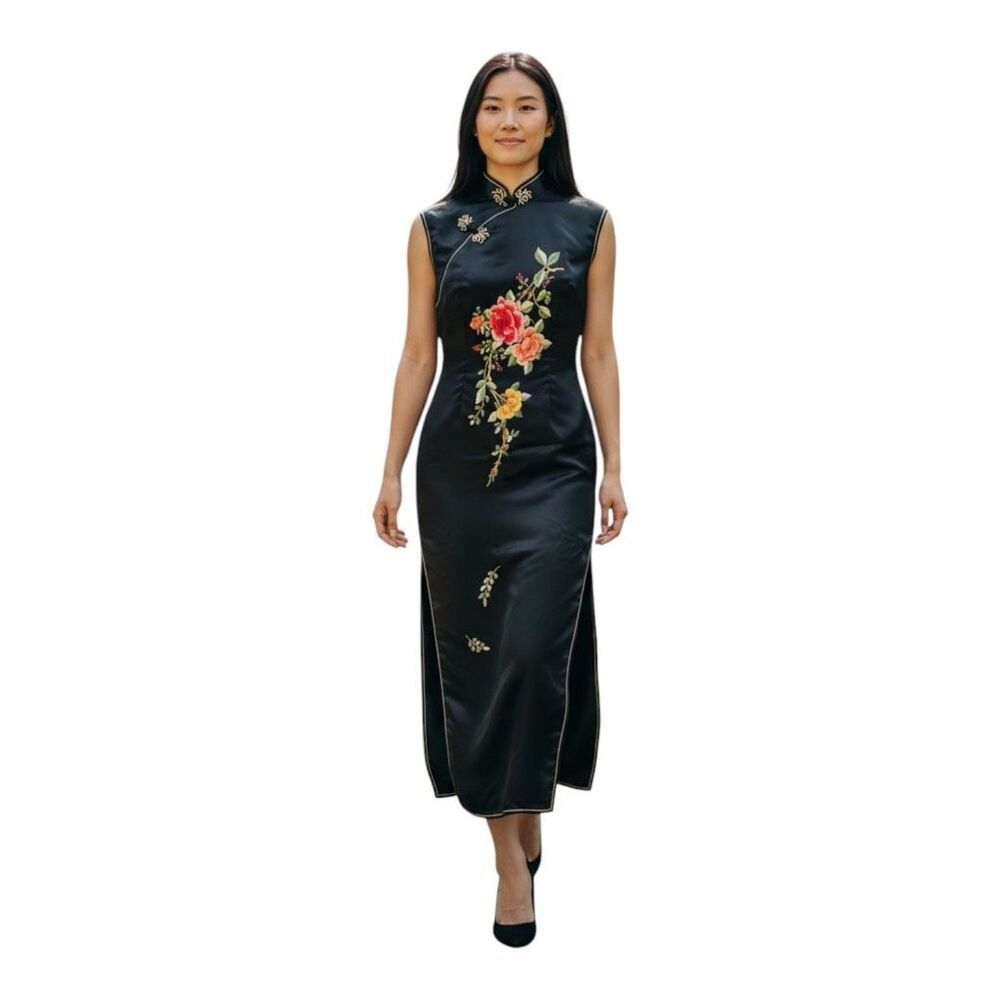 Oriental 100% Pure Silk Qipao Dress Size 32 (Small) Black Embroidered Cheongsam